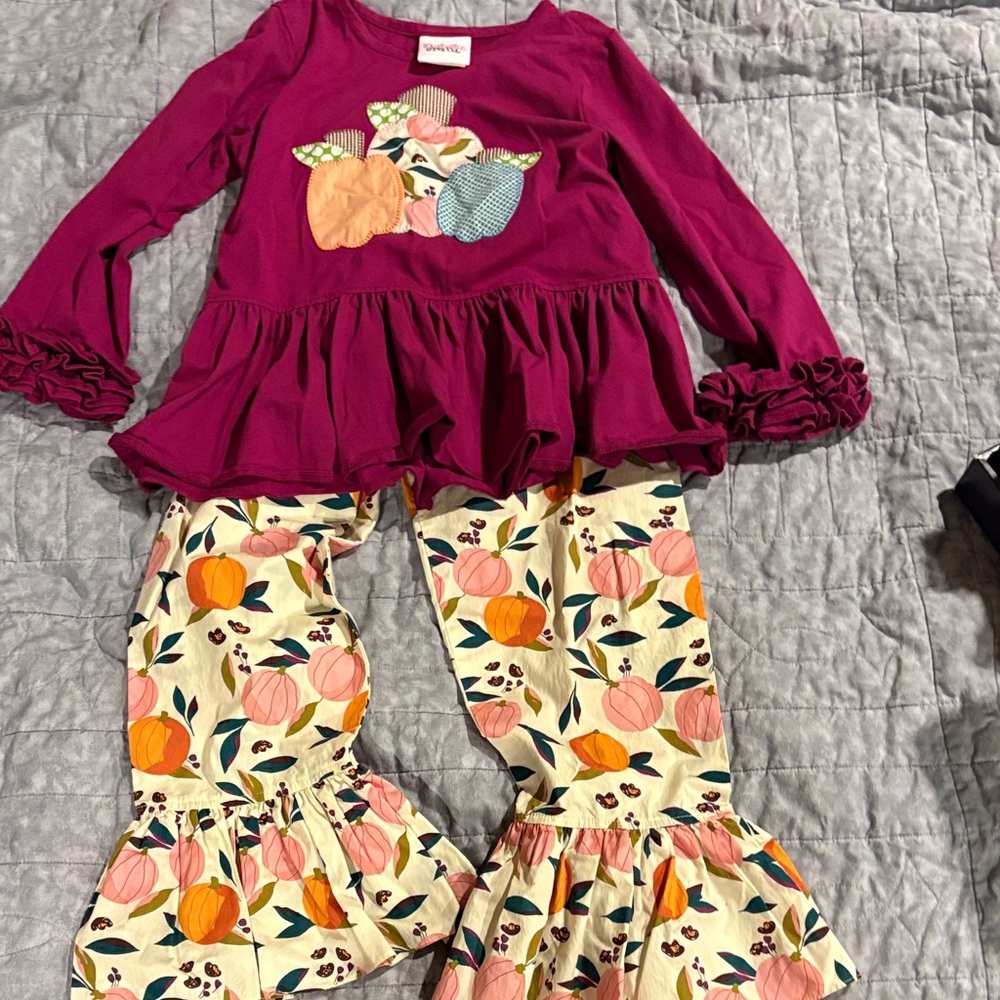 Natalie Grant Girls' Pumpkin Outfit with Ruffle Details